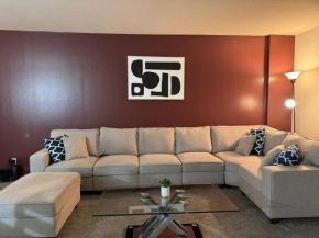 Luxurious Apt in Park La Brea